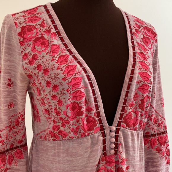 Free People Tops - Free people boho tunic top floral romantic S